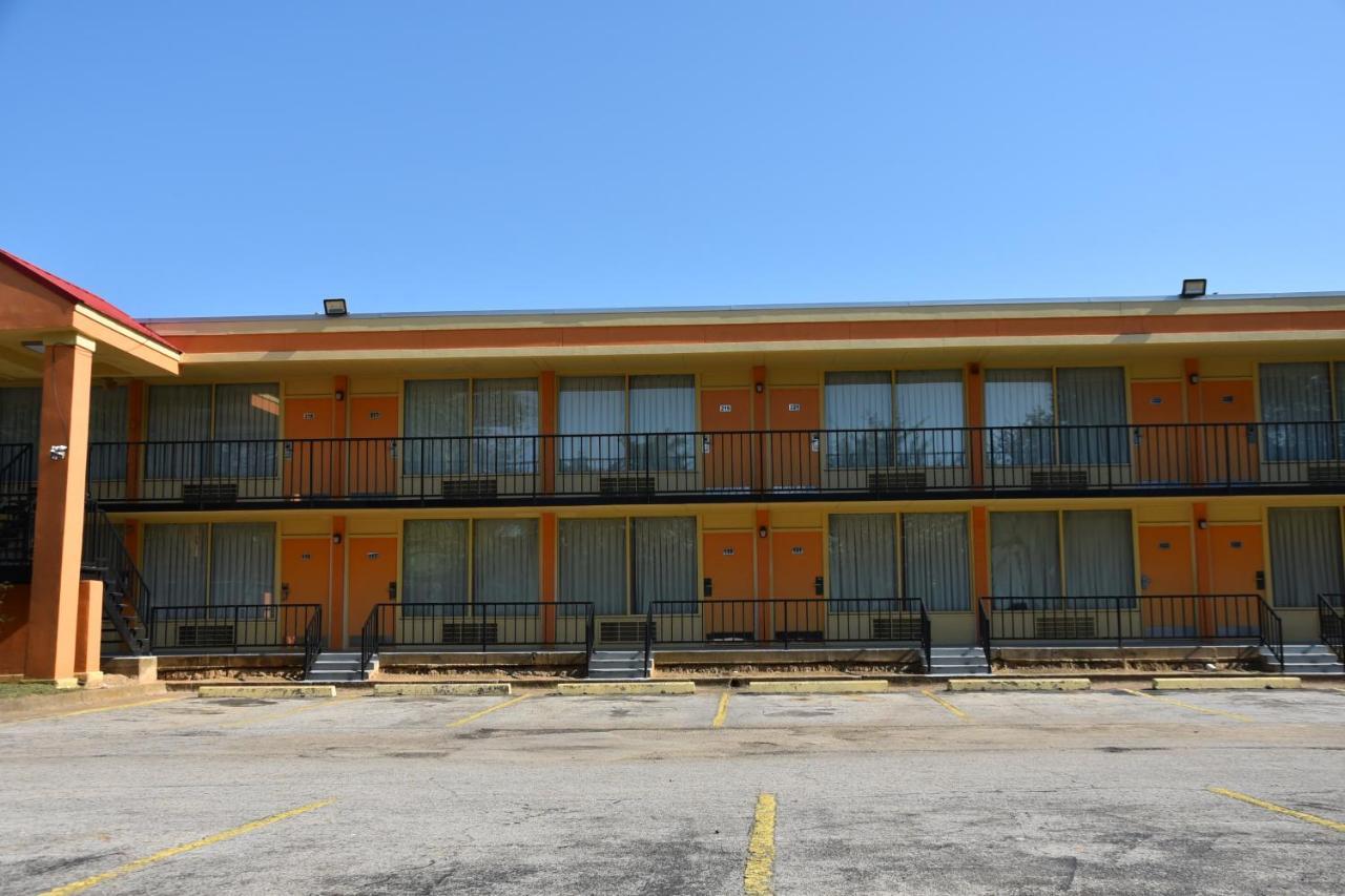 Homeplace Inn Jacksonville Экстерьер фото